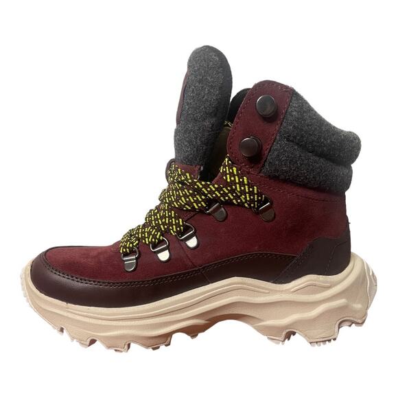 Sorel Kinetic Breakthru Conquest Sneaker Boots Hiking Gorpcore Outdoors Sz 5.5 - Picture 11 of 15